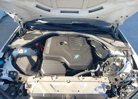 2021 BMW 330I z USA, uszkodzony, nr VIN 3MW5R1J07M8B91098